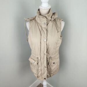 YMI Hooded Faux Fur Lined Detachable Hood Zip And Snap Closure Vest Size Medium